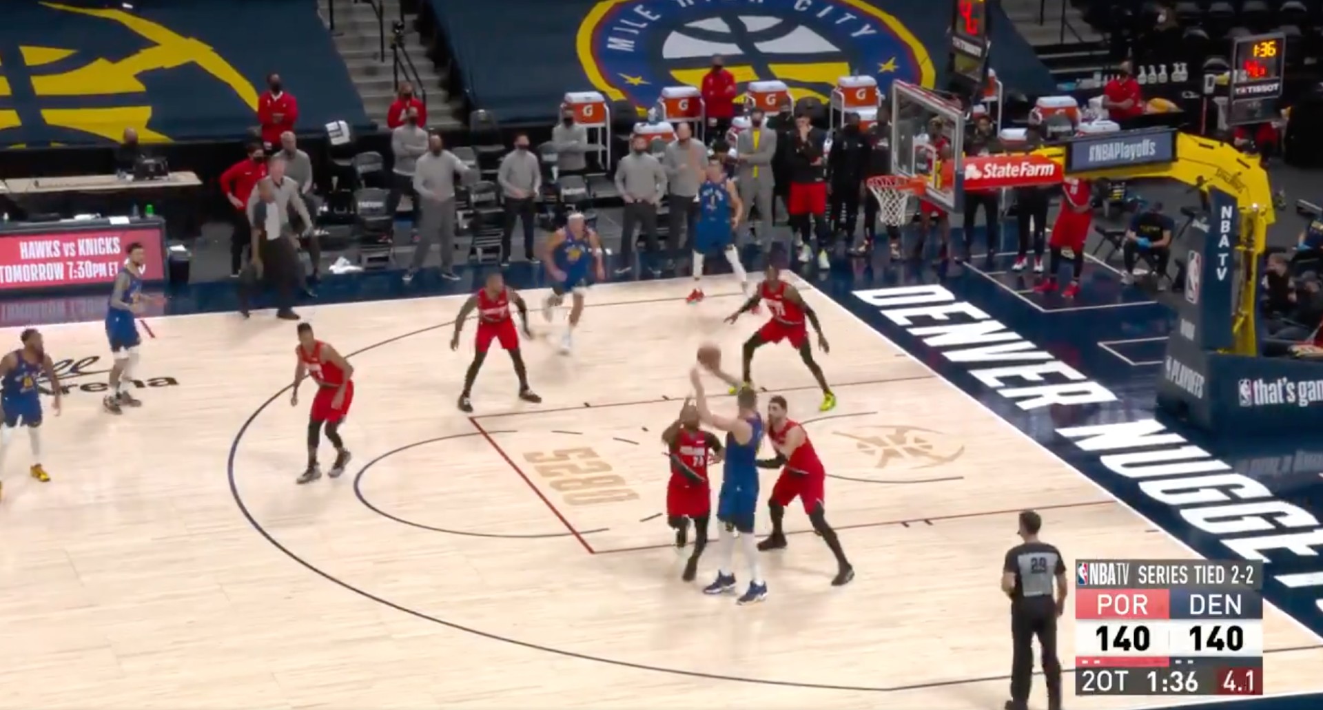 jokic-pass-2.jpg