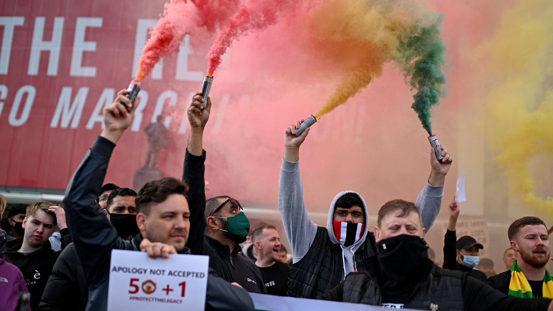 Manchester United fans protest 2020-21