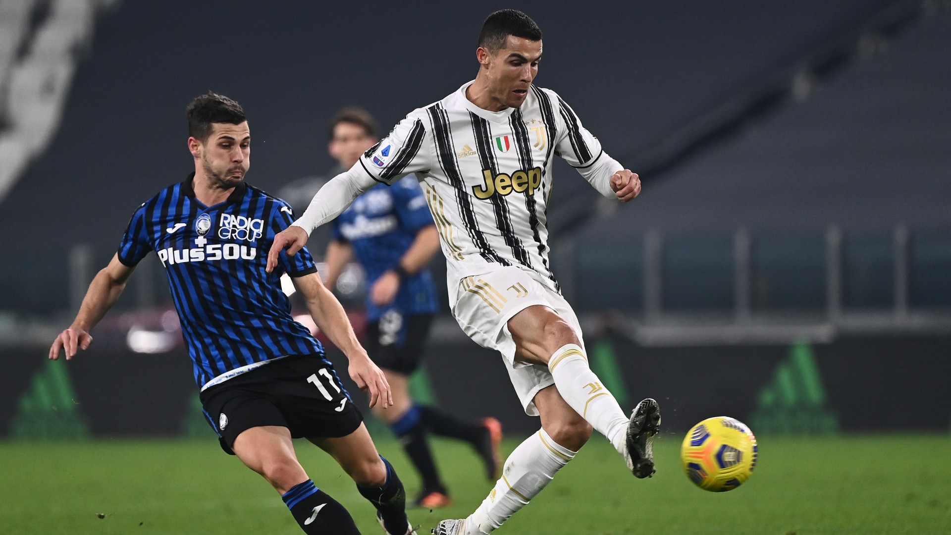 Remo Freuler Cristiano Ronaldo Juventus Atalanta