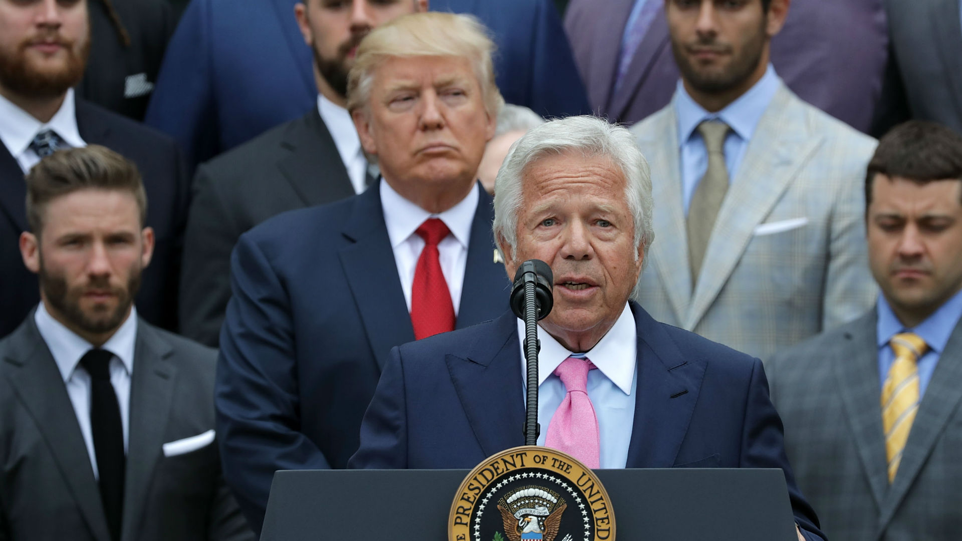 robert-kraft-donald-trump-getty-112219-ftr.jpg