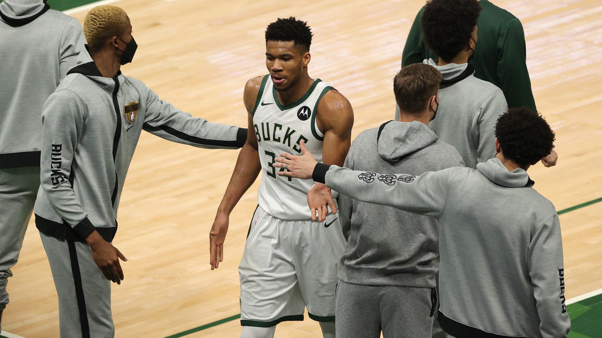 giannis-antetokounmpo-getty-071521-ftr.jpg