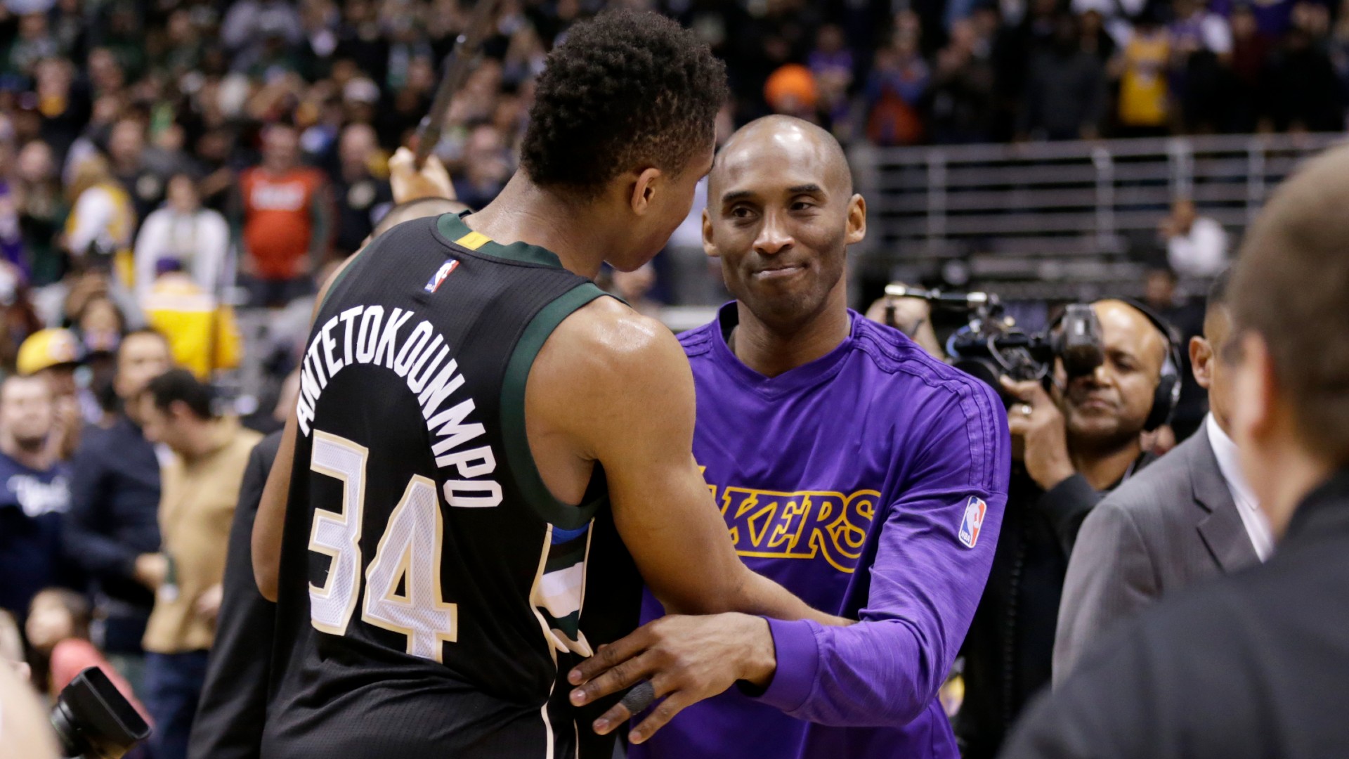 Giannis-Kobe-Getty-FTR-072121