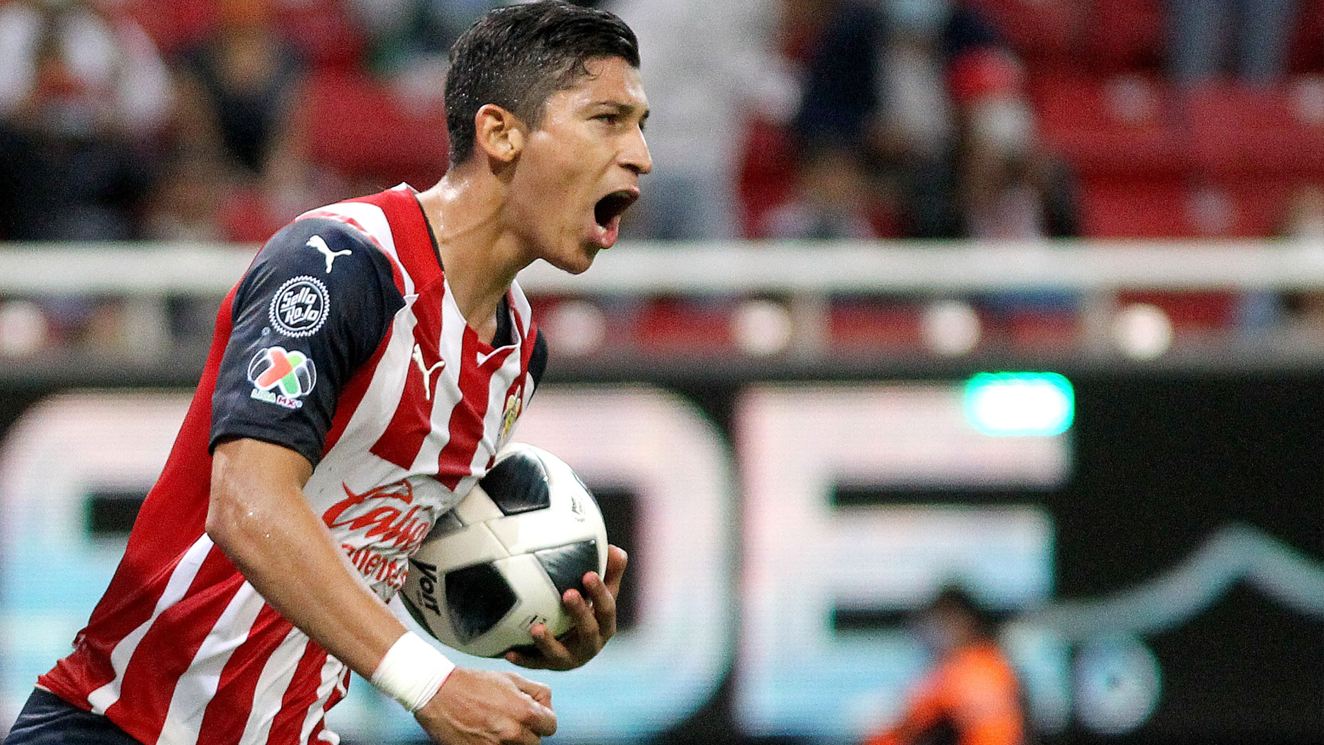 Zaldivar Chivas 2021