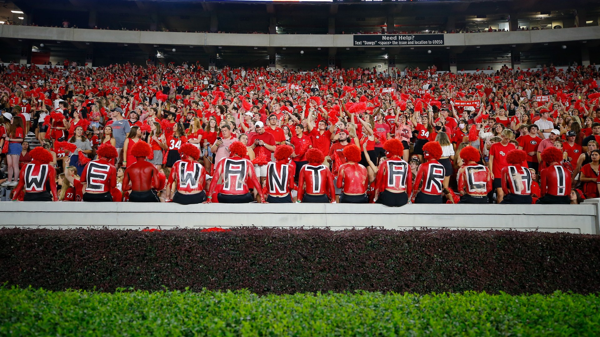 Georgia-fans-9-22-Getty-FTR.jpg