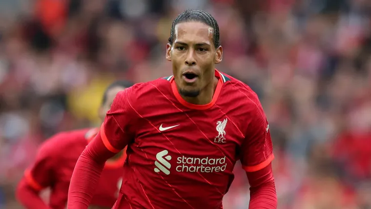 Virgil van Dijk Liverpool 2021-22