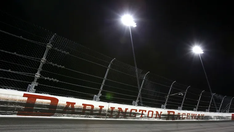 darlington-raceway-getty-ftr-083116