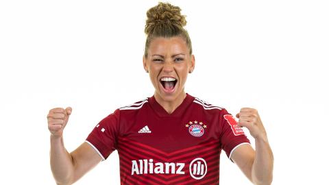 Linda Dallmann - Midfielder, Bayern Munich and Germany